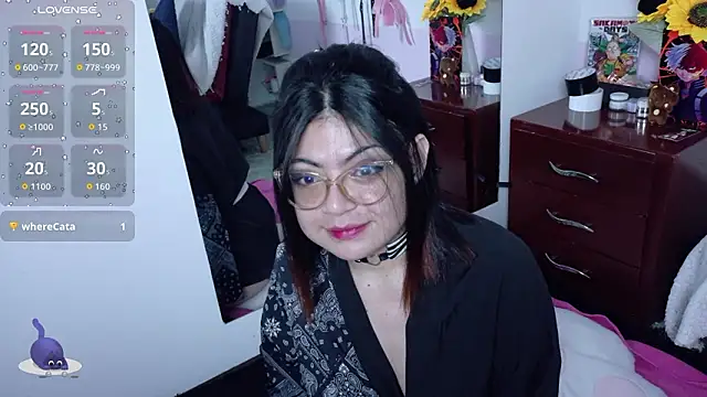 Catwhite  online show from 14, 2, 2026