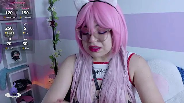 Catwhite  online show from 7, 2, 2026