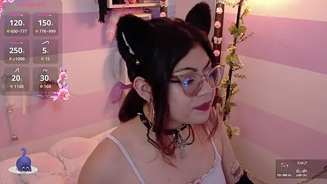 Catwhite  online show from 25, 3, 2026