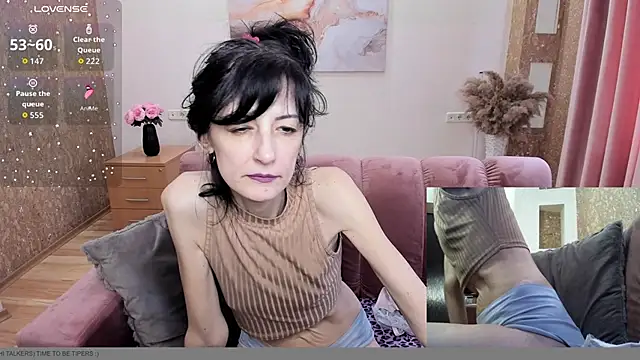 Snapshot of Dana_Haliti chatting on 9, 6, 2026 Dana Haliti online show from 9, 6, 2026