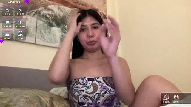 Snapshot of Anna_Leah chatting on 19, 10, 2025 Anna Leah online show from 19, 10, 2025