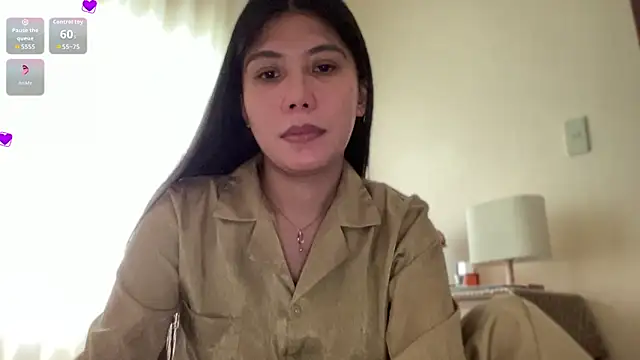 Snapshot of Anna_Leah chatting on 4, 11, 2025 Anna Leah online show from 4, 11, 2025