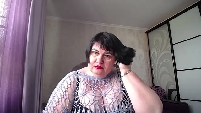 JuicyLady Di online show from 5, 6, 2026