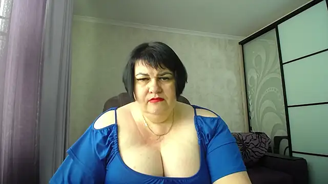 JuicyLady Di online show from 6, 6, 2026