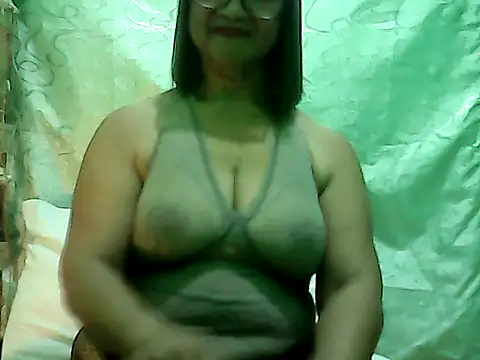 ScorpionLove12 online show from 6, 2, 2026