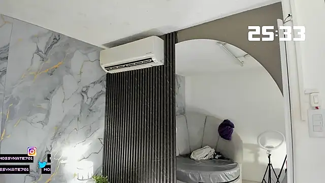 Katemoss70 online show from 11, 10, 2025