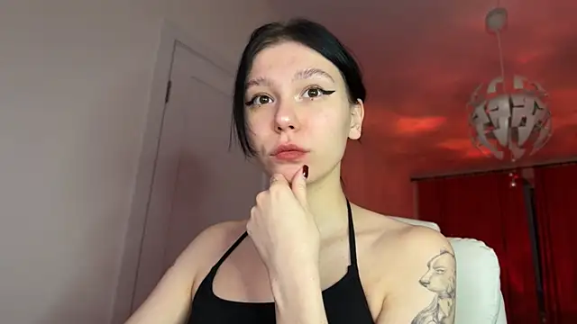 Snapshot of pinkdolly18 chatting on 1, 2, 2025 pinkdolly18 online show from 1, 2, 2025