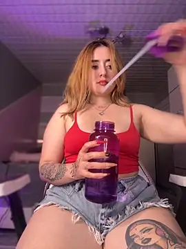 Snapshot of Sam_Thompsoon_ chatting on 16, 11, 2025 Sam Thompsoon online show from 16, 11, 2025