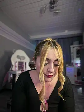 Snapshot of Sam_Thompsoon_ chatting on 2, 7, 2026 Sam Thompsoon online show from 2, 7, 2026