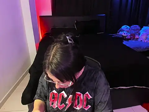 lia minami online show from 4, 5, 2026