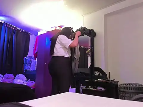 lia minami online show from 5, 5, 2026
