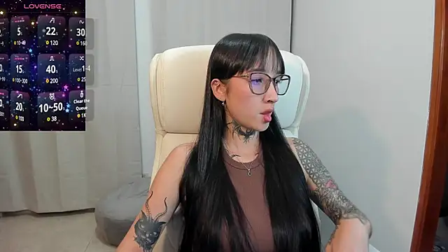 Snapshot of xisisxx chatting on 13, 12, 2024 xisisxx online show from 13, 12, 2024