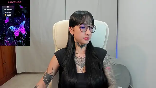 Snapshot of xisisxx chatting on 11, 3, 2025 xisisxx online show from 11, 3, 2025