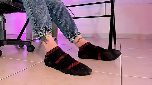 ArchieCollins online show from 16, 12, 2025