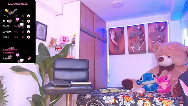 Hotgiirl 1 online show from 3, 11, 2025