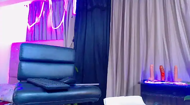 Hotgiirl 1 online show from 9, 3, 2025
