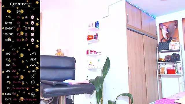 Hotgiirl 1 online show from 3, 6, 2026