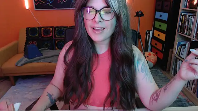 TheLenaAdams online show from 8, 11, 2025