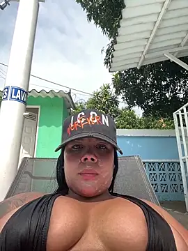 EmilyQueen3x online show from 15, 2, 2026