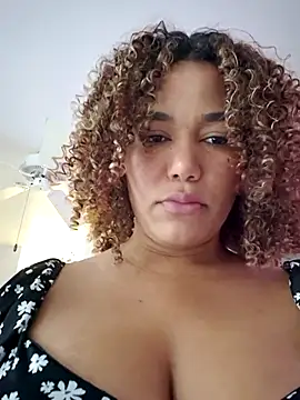 Snapshot of cataleya-glen chatting on 14, 10, 2025 cataleya-glen online show from 14, 10, 2025