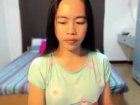 Snapshot of Emma_Jones88 chatting on 18, 11, 2025 Emma Jones88 online show from 18, 11, 2025