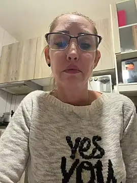 Snapshot of RAIRAsexy chatting on 1, 6, 2026 RAIRAsexy online show from 1, 6, 2026