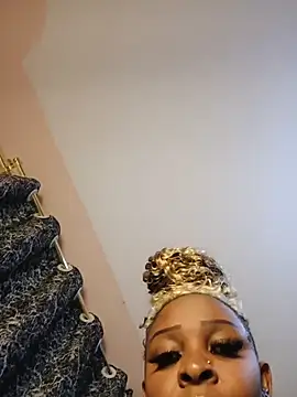 Cristy Lin online show from 2, 11, 2025