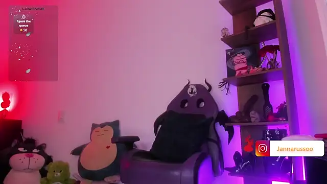 EmmaRusso online show from 8, 4, 2026