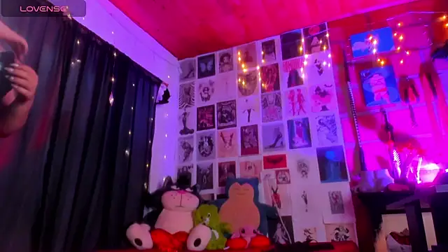 EmmaRusso online show from 17, 1, 2026