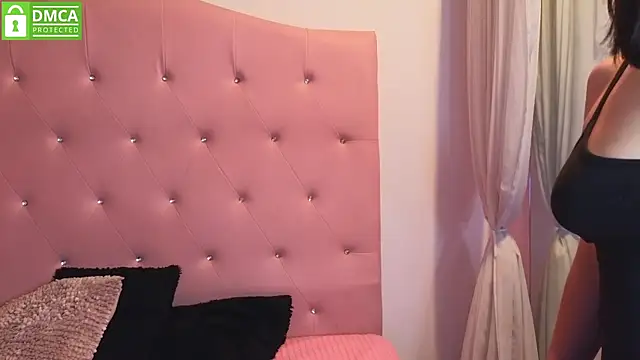 Snapshot of Ivy_Gail chatting on 2, 4, 2026 Ivy Gail online show from 2, 4, 2026