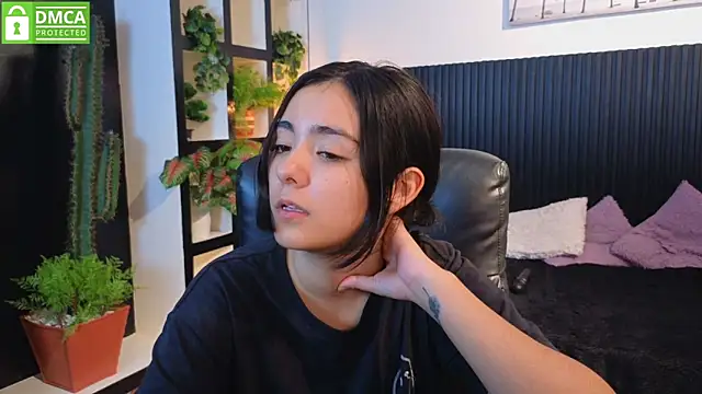 Ivy Gail online show from 7, 11, 2025