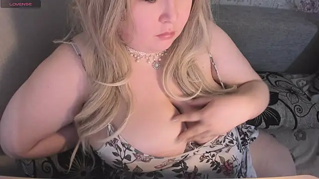 Gabrielle Flame online show from 22, 12, 2024