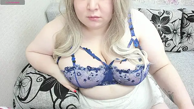 Gabrielle Flame online show from 7, 12, 2024