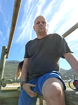 Snapshot of DaddyCumBumZA chatting on 8, 12, 2024 DaddyCumBumZA online show from 8, 12, 2024