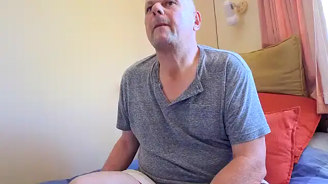 Snapshot of DaddyCumBumZA chatting on 2, 3, 2025 DaddyCumBumZA online show from 2, 3, 2025
