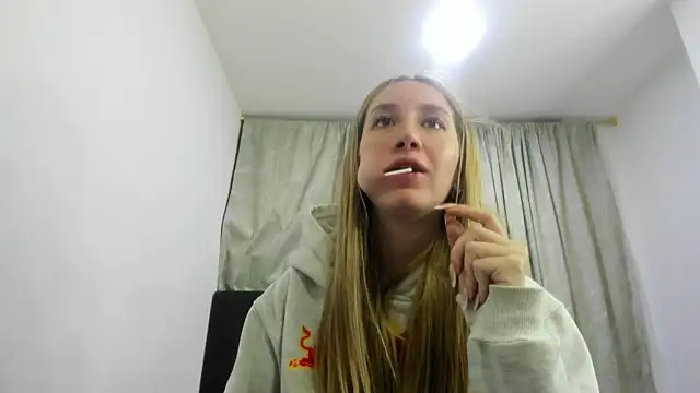 horny  molly  online show from 23, 2, 2026