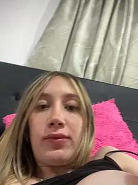 Snapshot of horny__molly_ chatting on 9, 4, 2026 horny molly online show from 9, 4, 2026