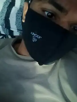 Sinewsex pussylove online show from 1, 3, 2025