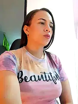 Snapshot of Nanybaker95 chatting on 4, 12, 2024 Nanybaker95 online show from 4, 12, 2024