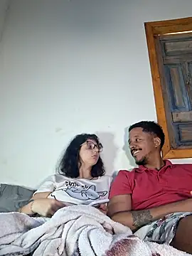 Snapshot of myamillor chatting on 12, 11, 2025 myamillor online show from 12, 11, 2025