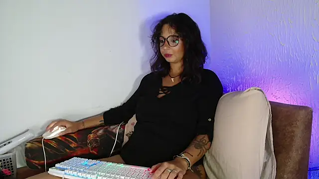 myamillor online show from 4, 4, 2026