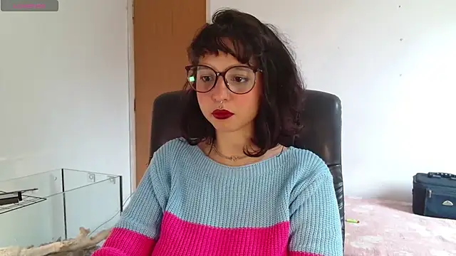 Snapshot of myamillor chatting on 25, 9, 2025 myamillor online show from 25, 9, 2025