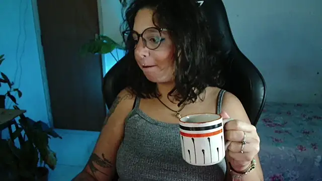 Snapshot of myamillor chatting on 16, 7, 2026 myamillor online show from 16, 7, 2026