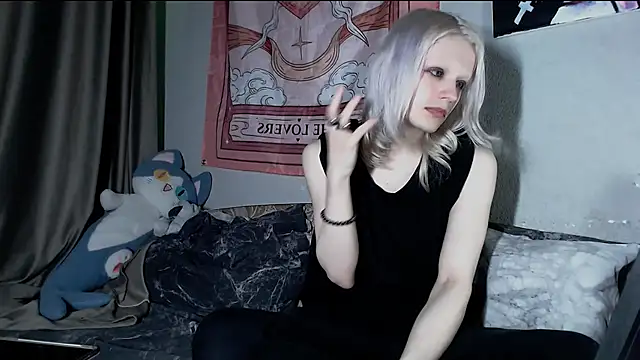 Snapshot of Alien_Bella chatting on 21, 6, 2026 Alien Bella online show from 21, 6, 2026