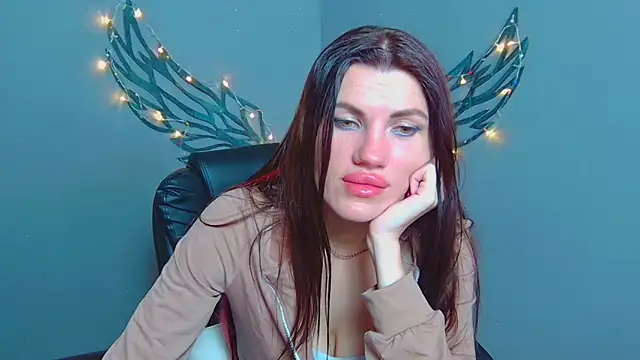MilaLoona online show from 31, 5, 2026