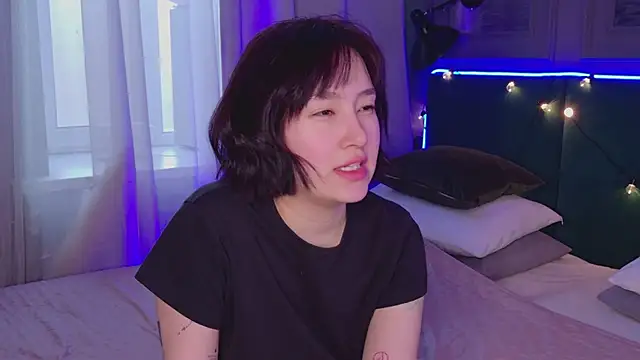 Snapshot of So_audrey chatting on 8, 3, 2025 So audrey online show from 8, 3, 2025