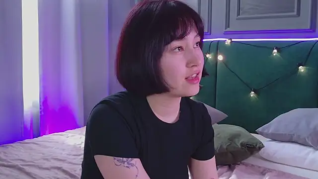 Snapshot of So_audrey chatting on 26, 2, 2025 So audrey online show from 26, 2, 2025