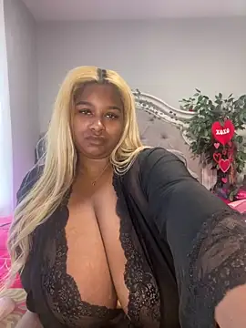 BigFineSelena online show from 6, 2, 2025