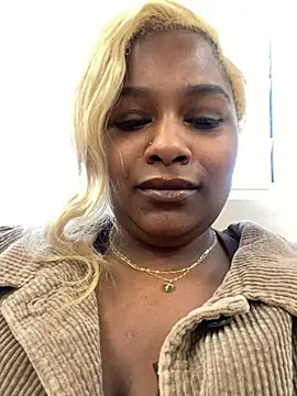 BigFineSelena online show from 14, 3, 2025