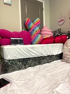 BigFineSelena online show from 19, 9, 2025